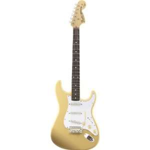  Fender Yngwie Malmsteen Stratocaster® Electric Guitar 
