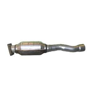  Benchmark BEN81310 Direct Fit Catalytic Converter (CARB 