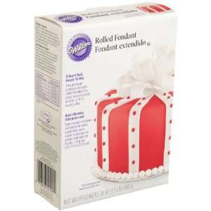  Wilton Ready to Use Vibrant Red Rolled Fondant, 24 Ounce 