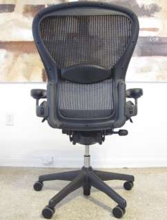 Herman Miller AERON Chair Ergonomic Task Desk Lumbar C Large Graphite 