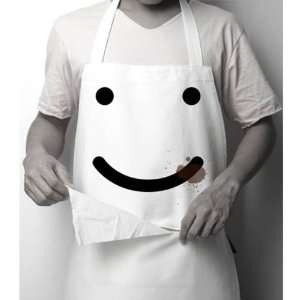  Propaganda Use Me Apron