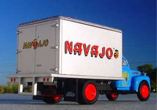 VR / NAVAJO FREIGHT 51 Ford TRUCK   First Gear  