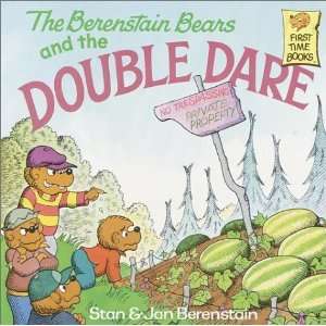   Bears and the Double Dare [Paperback] Stan Berenstain Books