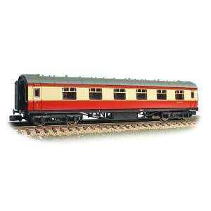  Graham Farish 374 846A Stanier Vestibule First Corridor Br 