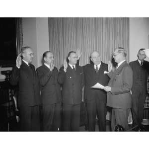  1938 photo New Treasury appointees take oath. Washington 