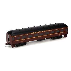  HO RTR Arch Roof Coach, PRR #313 Toys & Games