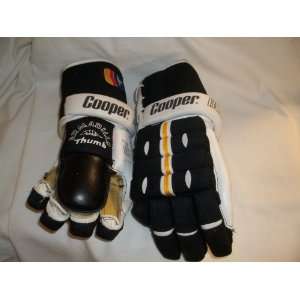  Cooper Jr Pro BDJ Ice hockey gloves   size is 13 inch 