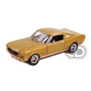  1965 Ford Mustang Fastback 1/24 Gold Toys & Games