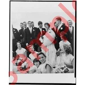  Jackie Bouvier & Jack Kennedy & Wedding Party Photo