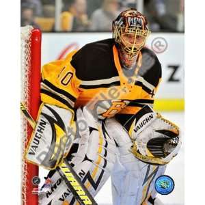 Tuukka Rask 2009 10 , 8x10