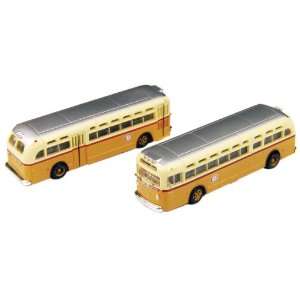   HO Scale GMC TD 3610 Transit Bus 2 Pack   Boston MTA Toys & Games