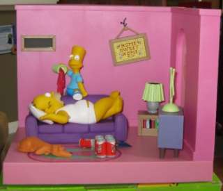 This listing is for the Simpsons Talking Radio Alarm Clock. Complete 