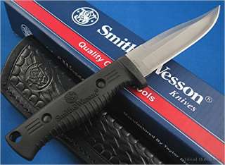 Smith & Wesson Small Clip Point Hunter Knife NEW  
