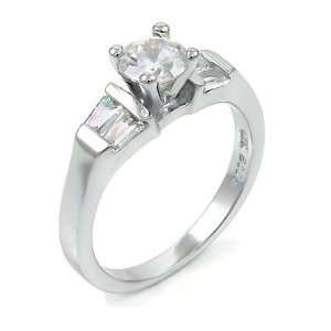 A3RZ0137) Simple yet Elegant 4 Prong Round Shape Engagement Ring with 