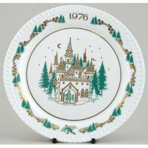   1976 Spode Bone China Commemorative Christmas Plate 