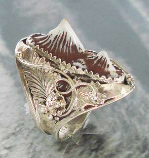 925 STERLING SILVER RING WITH STINGRAY TAIL GEMSTONES  