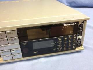 VTG 80s TOSHIBA V S36 BETA RECORDER/VCR PLAYER AS IS/NEEDS WORK/PARTS 