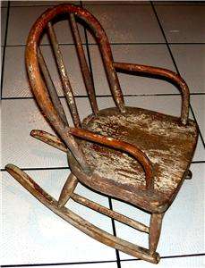 ANTIQUE Childs Childrens WOOD (Oak?) ROCKING CHAIR ~ Very Rustic 