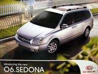 2006 Kia Sedona minivan new vehicle brochure  