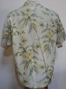 TOMMY BAHAMA Relax Awesome Floral Hawiian Camp Shirt Sz L / XL  