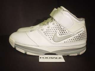 2007 Nike Zoom KOBE BRYANT II 2 WHITE METALLIC SILVER LIGHT GREY Sz 13 