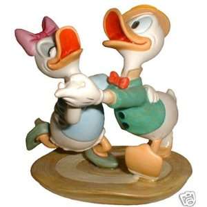  WDCC DISNEY MR DUCK STEPS OUT DAISY & DONALD OH BOY, WHAT 