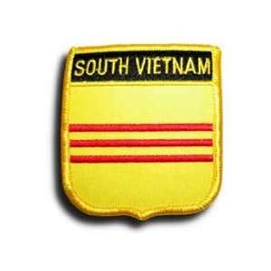  South Vietnam   Country Shield Patch Patio, Lawn & Garden