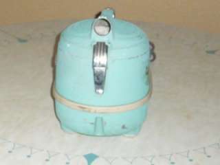 VINTAGE / VTG MID CENTURY / ATOMIC COMPACT CANISTER VAC / VACUUM 