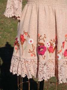 EUC RARE Anthropologie Moth Beige Floral Applique Lace Trim Sweater 