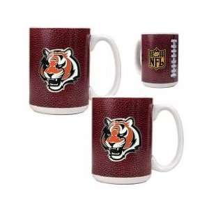  Cincinnati Bengals NFL 2pc Gameball Ceramic Mug Set   Primary logo 
