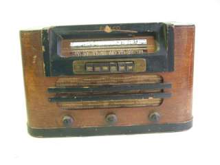 Philco 42 327 Vintage Shortwave AM Broadcast Tube Radio  