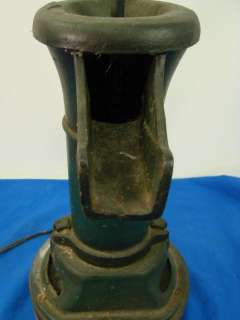 Antique Cast Iron Water Pump Spout Well Water Lamp Light WORKS  