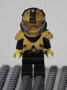 Custom yellow CQB Halo Lego  