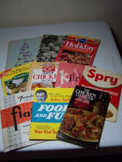 Mixed Lot of 10 VINTAGE Cookbooks Great Collectible  