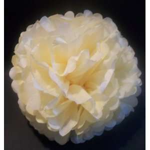Pale Yellow 12 Tissue Pom Poms Paper Flower Balls   Wedding Bridal 