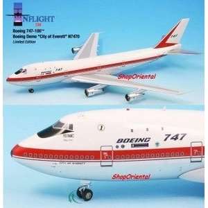   InFlight 1/200 IF741004 Boeing 1969 Delivery 747 model Toys & Games