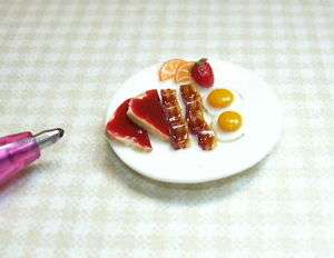 McVicker Breakfast w/Garnish Eggs/Bacon/Toast IGMA  