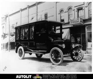 1919 Ford Model T Hearse Factory Photo  