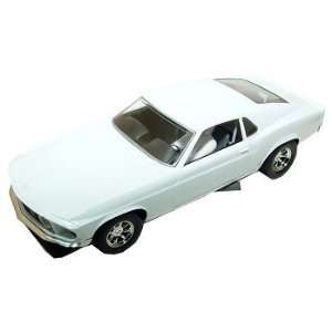  Scalextric 132 Scale Slot Car Ford Boss 302 Mustang White 