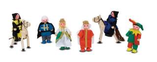   Figures 8pc Wooden Play Set with King, Queen, Jester, Knights NEW