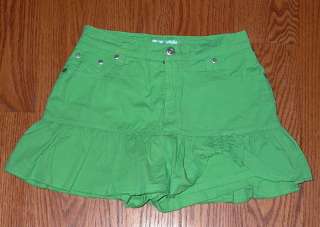 XHILARATION girls green skort, size L (Pre owned)  