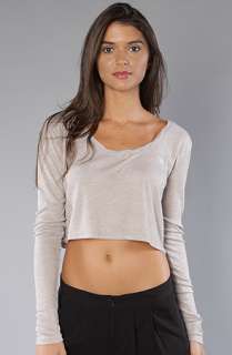 Insight The No Remorse Long Sleeve Cropped Top in Gray Marle 