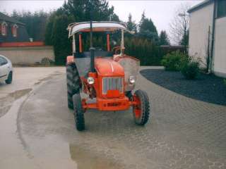 Traktor Renault Super 5 R7054, Motortyp 592/30, 35 PS in Rheinland 