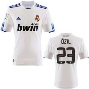 Real Madrid Özil Trikot Home 2011  Sport & Freizeit