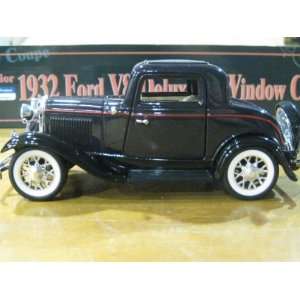  1932 Ford V8 Deluxe 3 window Coupe Die cast 130 Scale 