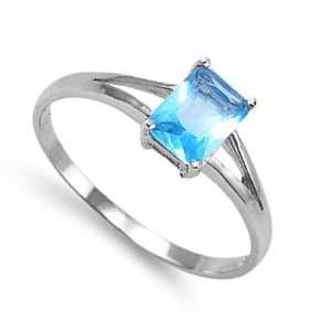 925 Sterling Silver Ring with Emerald Cut Aquamarine CZ Stone (10)