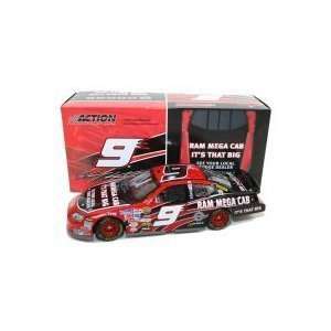   Diecast Hood Opens, Trunk Opens HOTO Action Racing Collectables ARC