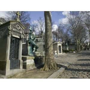  Monuments in a Cemetery, Pere Lachaise Cemetery, Avenue 