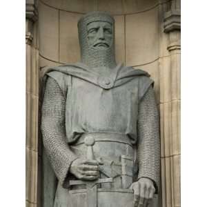 Statue of Sir William Wallace at Entrance to Edinburgh 