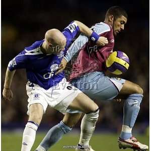  Everton v West Ham   Andrew Johnson and West Hams Hayden 